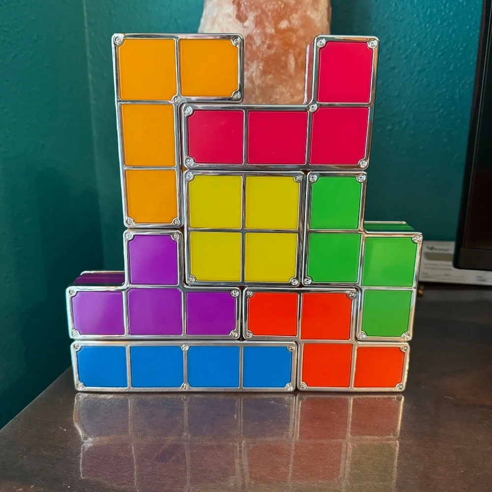 Stackable Tetris LED Lights - Picture 2 of 4